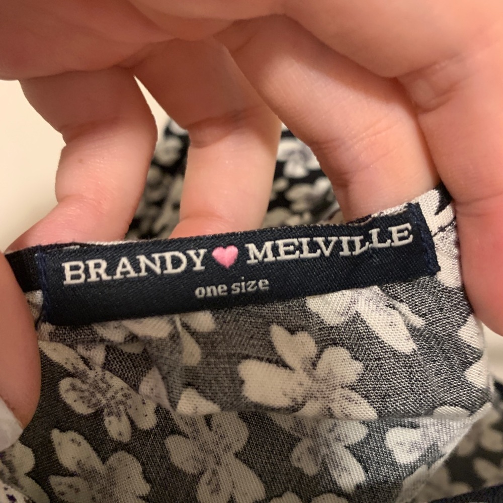 Brandy Melville dress - Picture 3 of 3